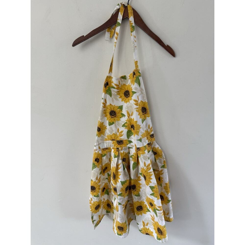 La Patisserie Sunflower Apron Cotton Yellow White Tie Back Cottagecore Whimsy